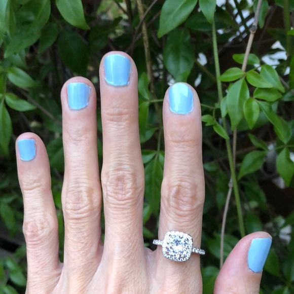 Jewelry - Gorgeous Cubic Zirconia Statement Ring